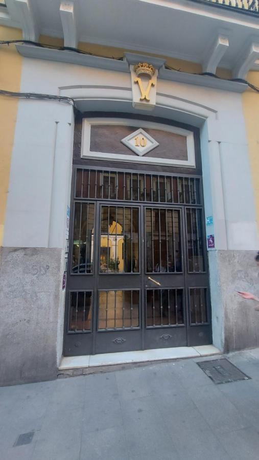 Hostal Andrea Sol Мадрид Екстериор снимка