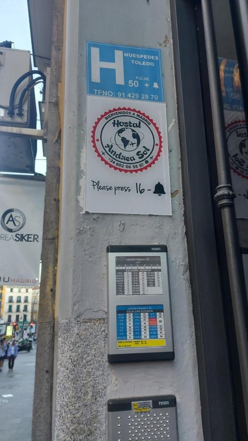 Hostal Andrea Sol Мадрид Екстериор снимка