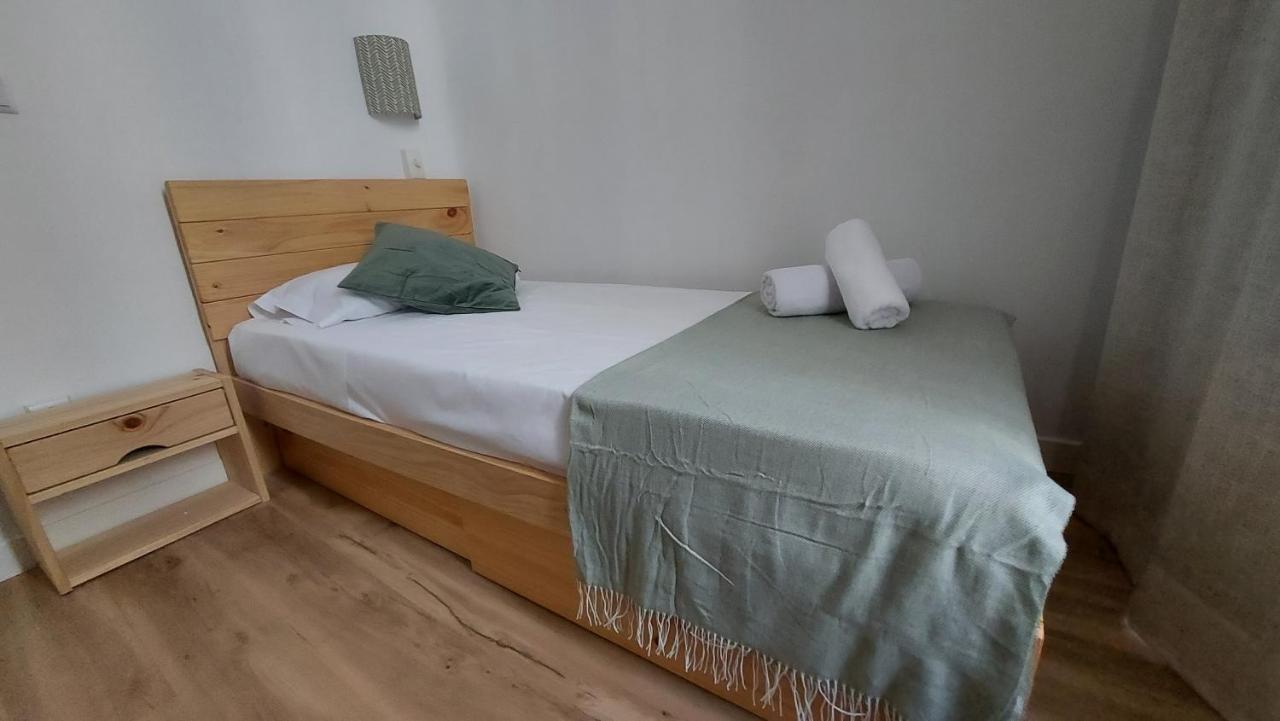 Hostal Andrea Sol Мадрид Екстериор снимка
