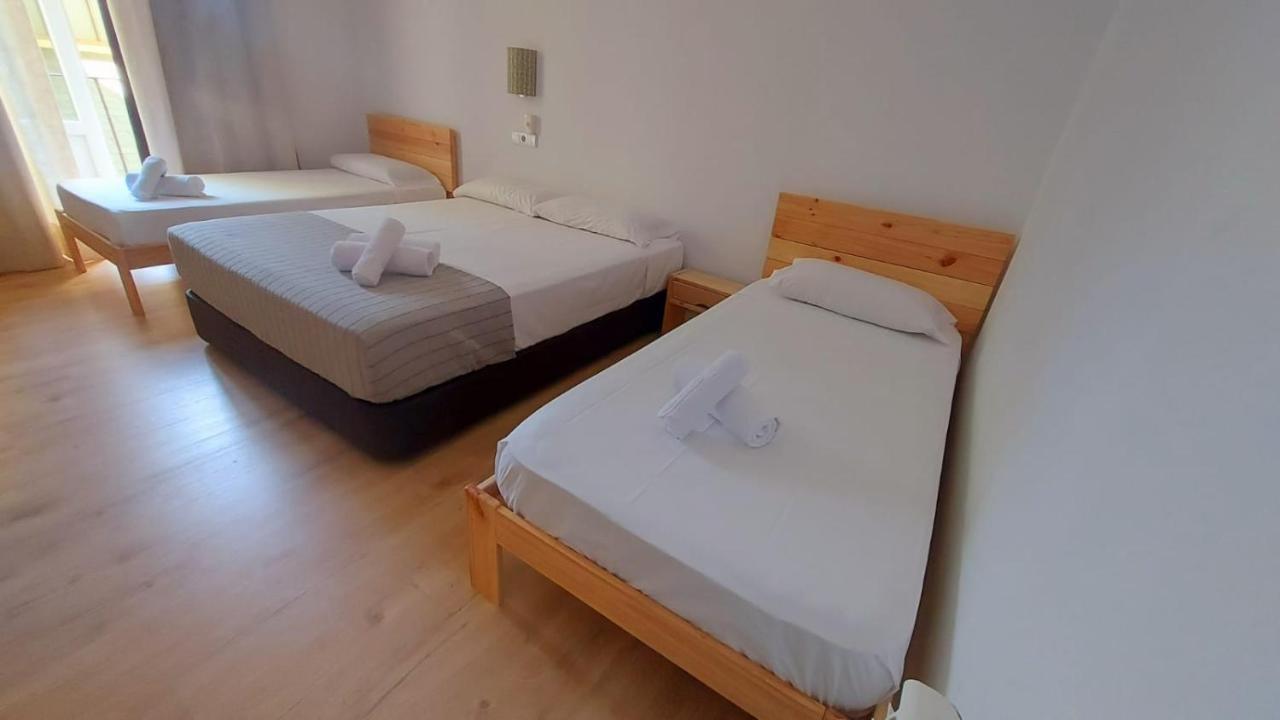 Hostal Andrea Sol Мадрид Екстериор снимка