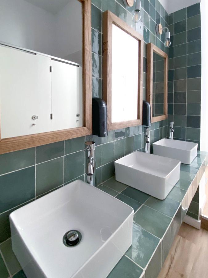 Hostal Andrea Sol Мадрид Екстериор снимка